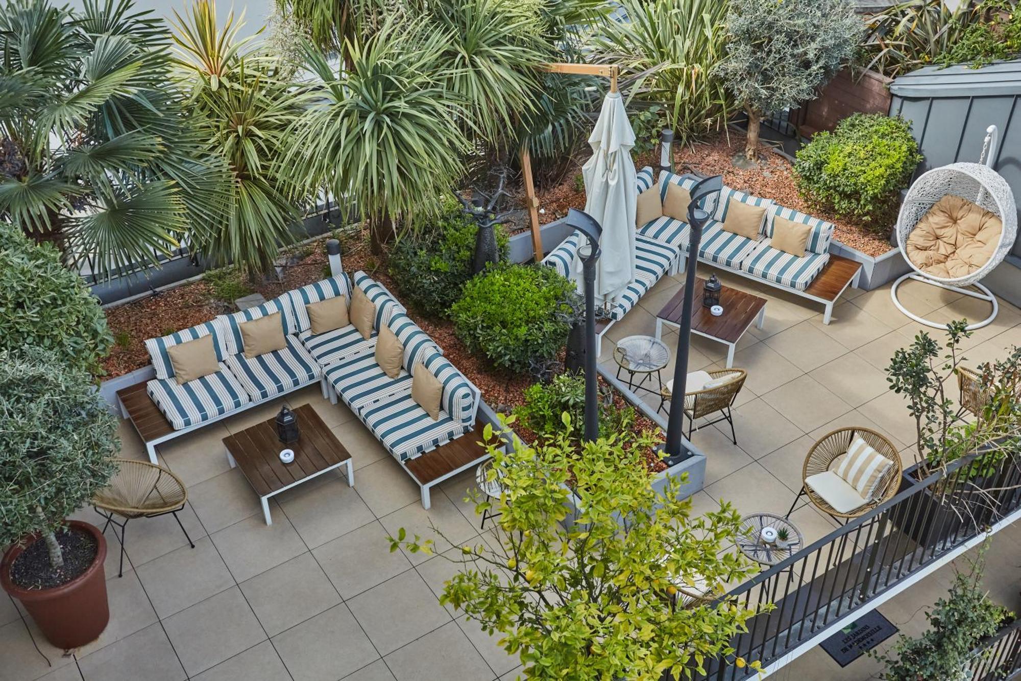 Jardins De Mademoiselle & Parigi